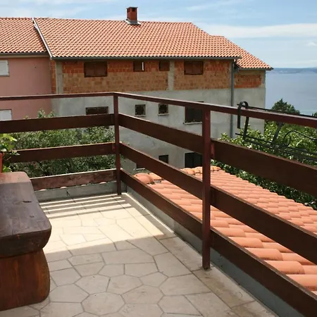 Apartment With A Parking Space - 5529