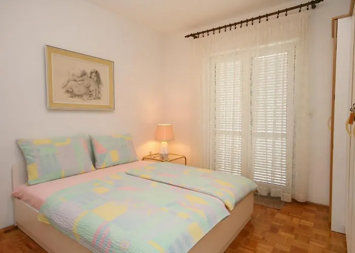 With Parking Space - 5529 Apartman